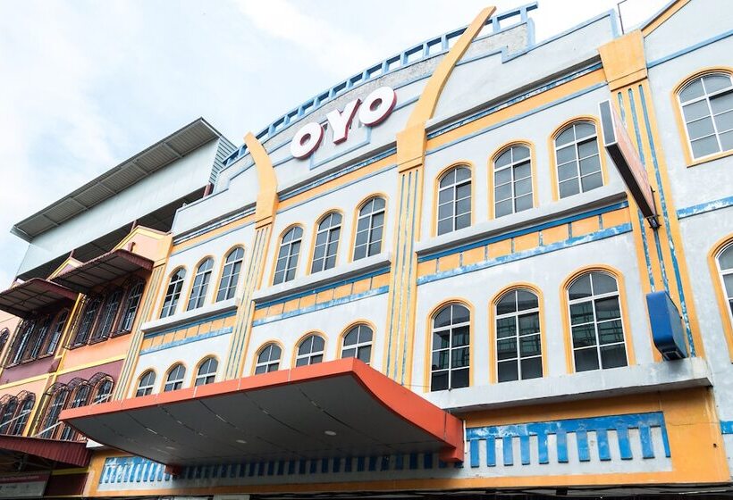 فندق Capital O 664 Romance