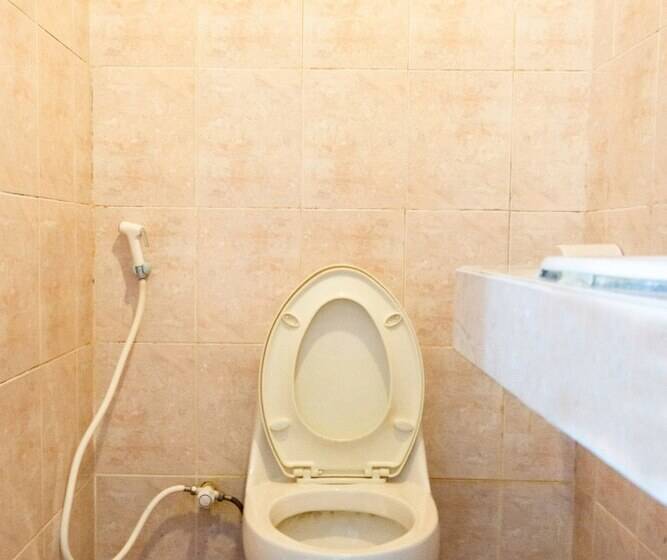 فندق Capital O 664 Romance