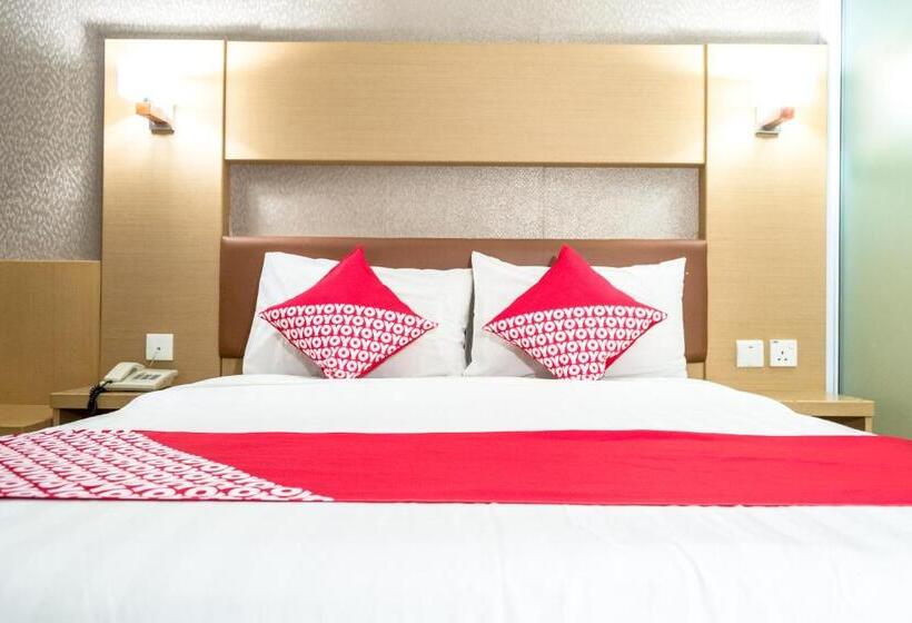 فندق Capital O 664 Romance