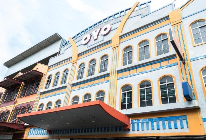 فندق Capital O 664 Romance