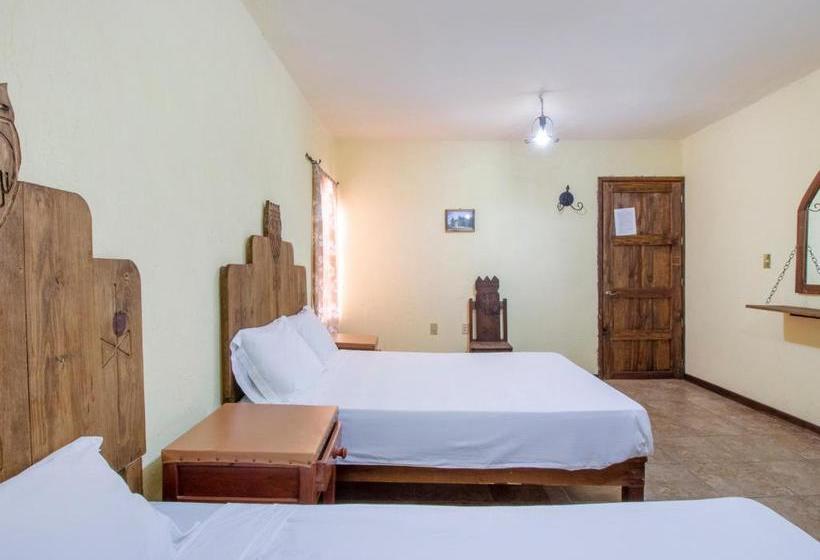 Отель Capital O Camelot