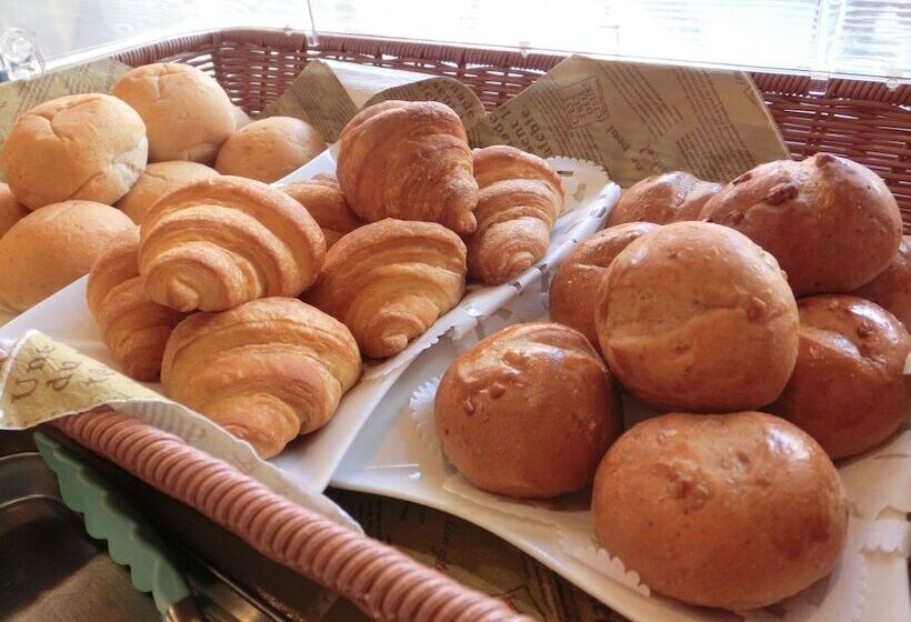 Hotel Hyperinn Takamatsu Ekimae