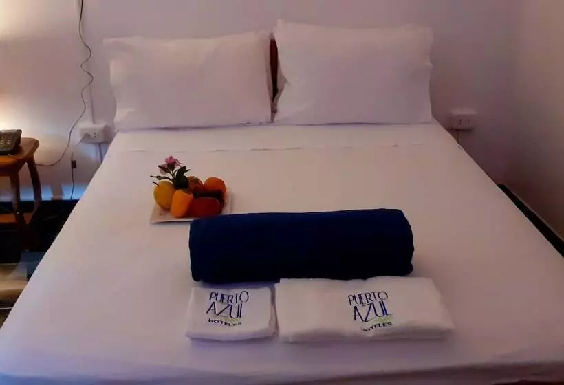 ホテル Puerto Azul Sauce