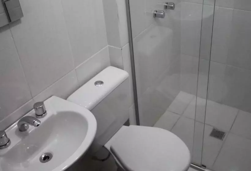 ホテル Ricardi Express