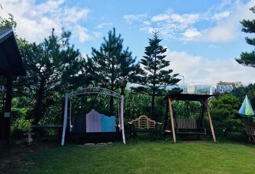 Daegwalnyeong Beauty House Pension