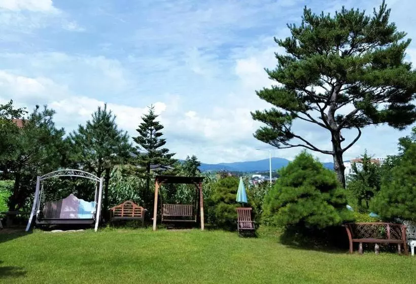 Daegwalnyeong Beauty House Pension