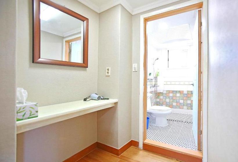 Daegwalnyeong Beauty House Pension