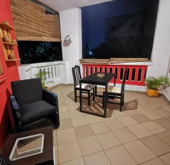 پانسیون La Maison De Canelya