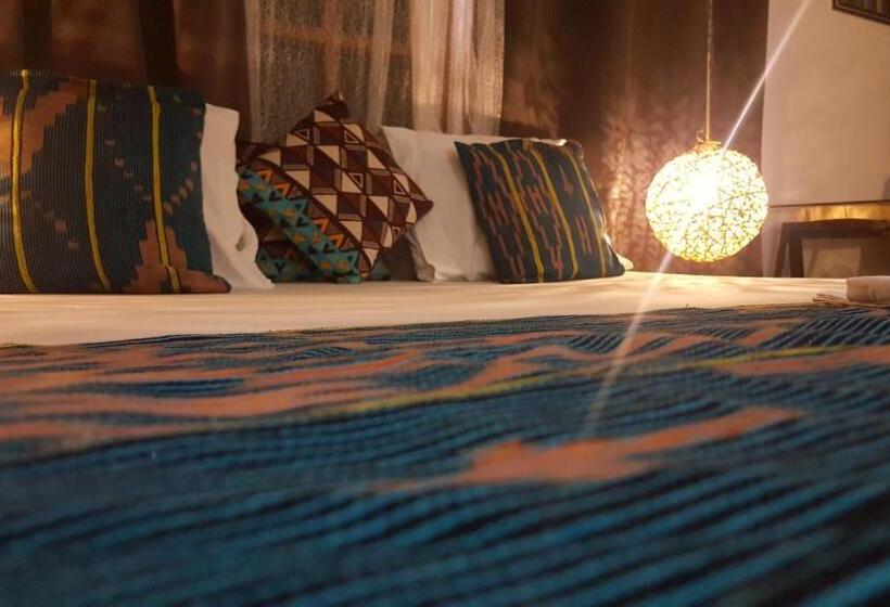 پانسیون La Maison De Canelya