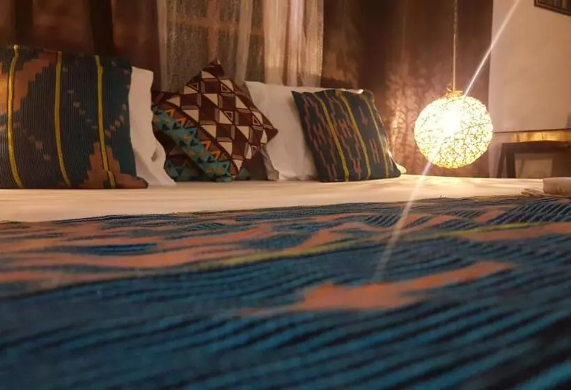 پانسیون La Maison De Canelya