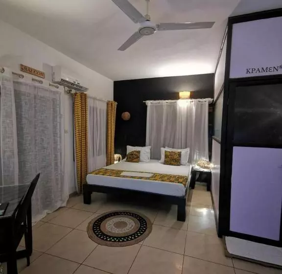 پانسیون La Maison De Canelya