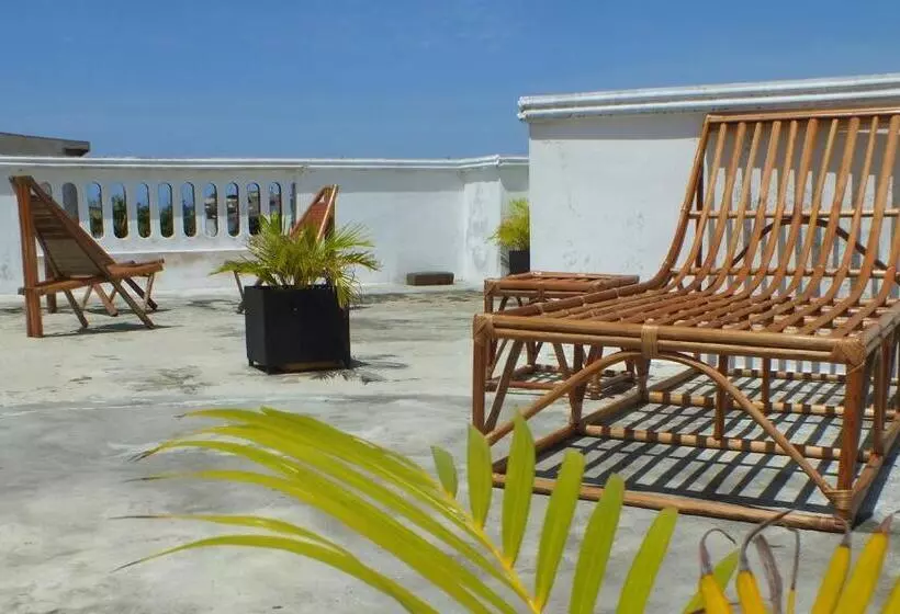 پانسیون La Maison De Canelya