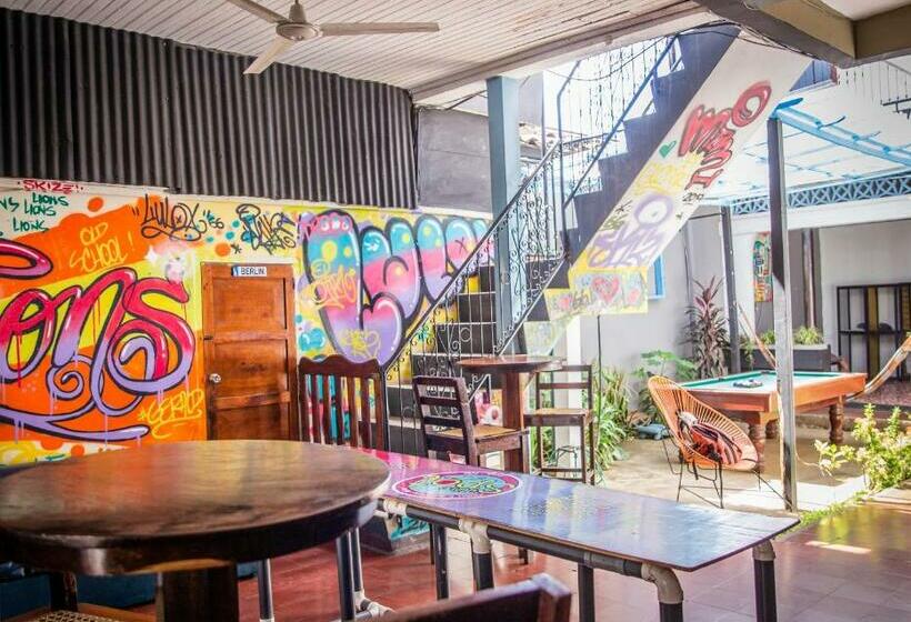 The Spot Hostel León