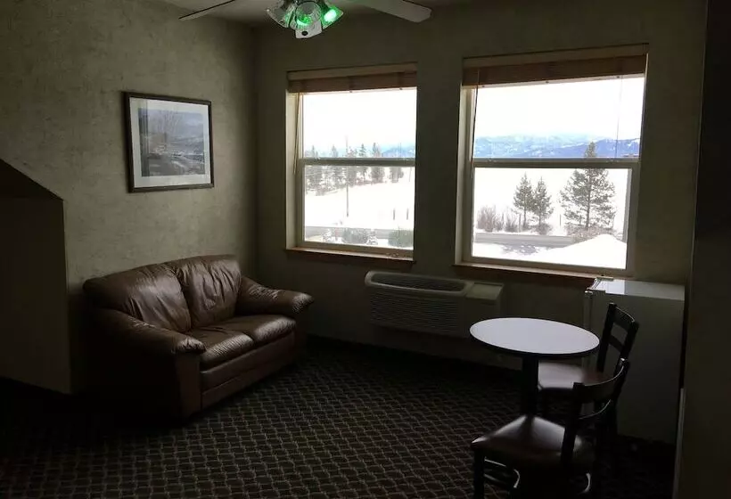 ユースホステル Boulder Creek Inn