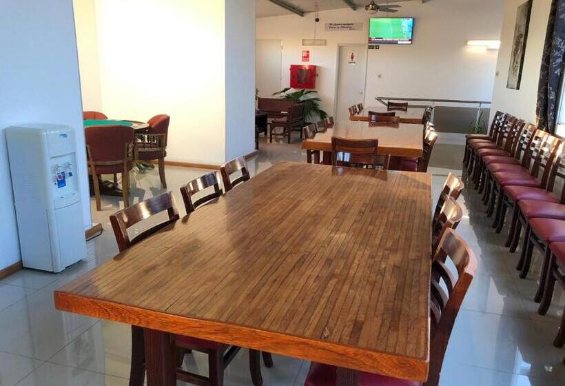 فندق Park Center