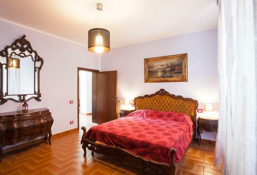 فندق Agriturismo La Capacciola