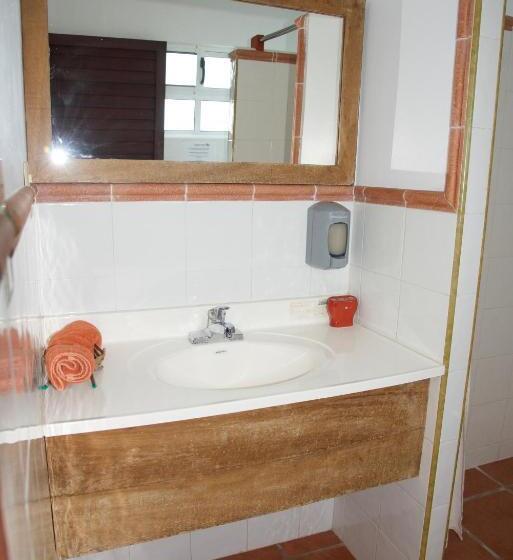 فندق Puerto Lobos Dive Camp