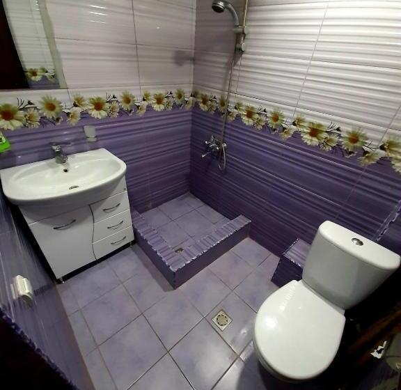 بنسيون Anna B&b