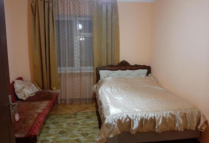 بنسيون Anna B&b