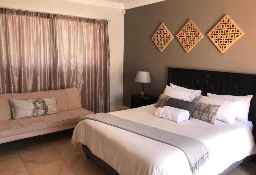 פנסיון Bird's View