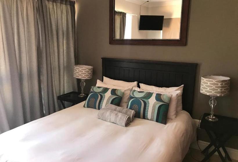 פנסיון Bird's View