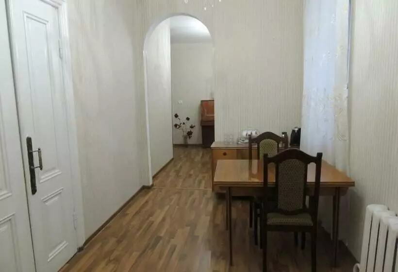پانسیون Blue Guesthouse