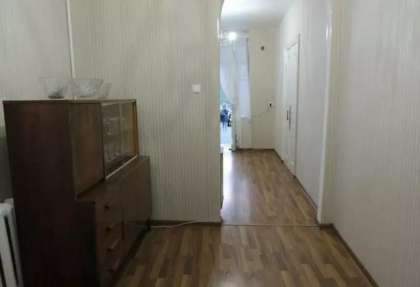 پانسیون Blue Guesthouse