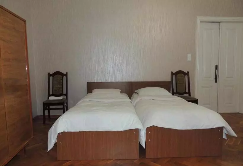 پانسیون Blue Guesthouse