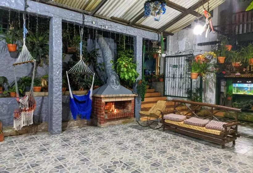 Majatalo Hospedaje El Jardín