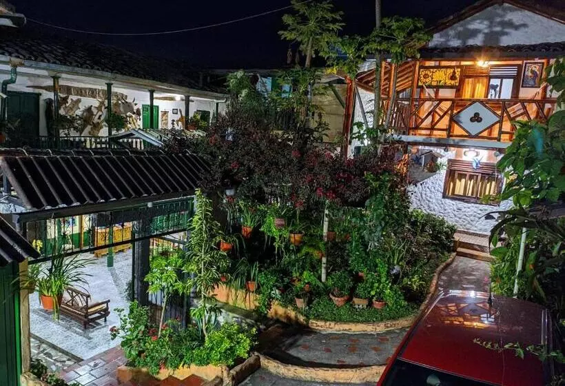 Majatalo Hospedaje El Jardín