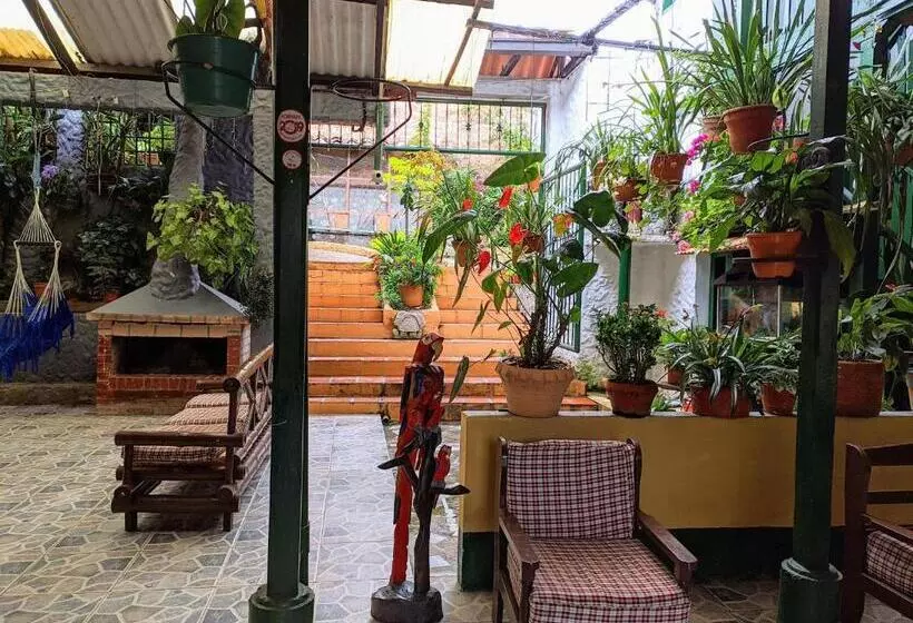 Majatalo Hospedaje El Jardín