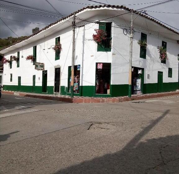 פנסיון Hospedaje El Jardín