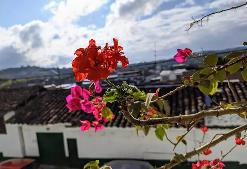 Majatalo Hospedaje El Jardín