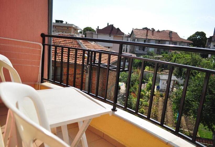 ペンション Family Hotel Daf