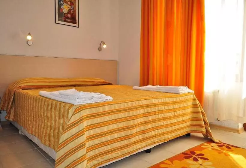 ペンション Family Hotel Daf