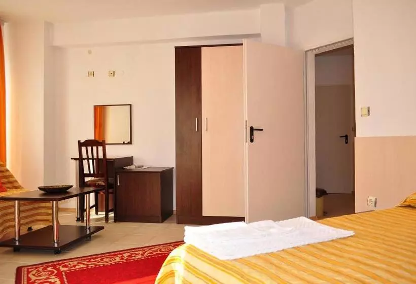 ペンション Family Hotel Daf