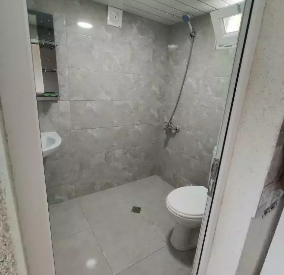 پانسیون Guest House Koba