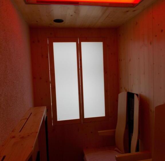 ペンション Kurheim Haus Linde