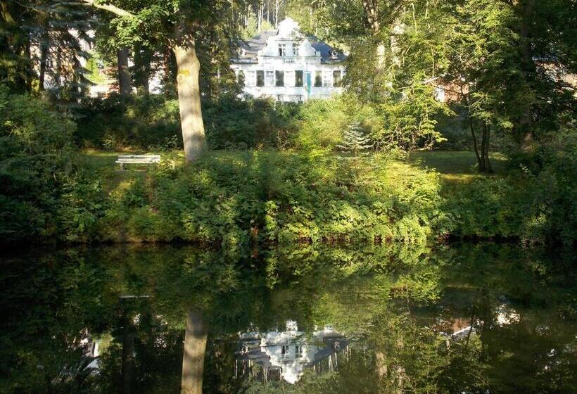 ペンション Kurheim Haus Linde