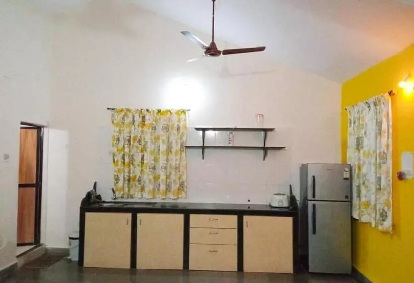 Majatalo Shalom Guest House