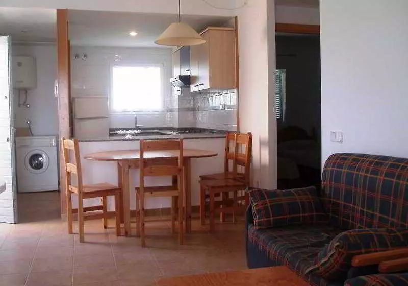 Apartamentos Urbanizacion Del Sol