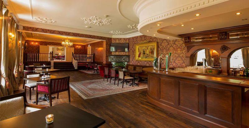 Bellinghan Castle Hotel