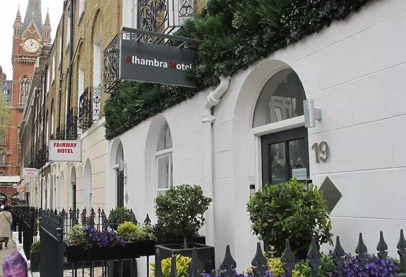 בית מלון כפרי Alhambra