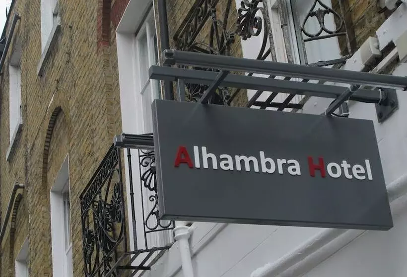 בית מלון כפרי Alhambra