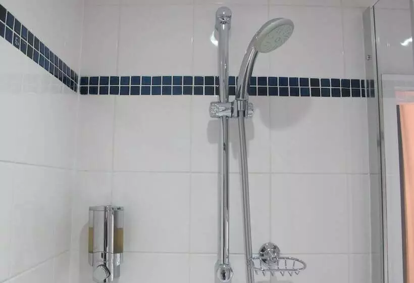 בית מלון כפרי Alhambra