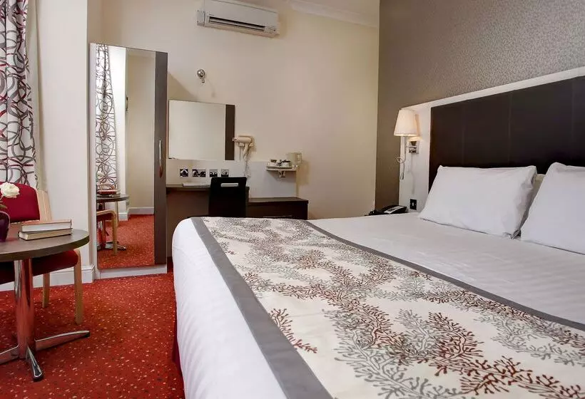 ホテル Best Western Chiswick Palace & Suites London