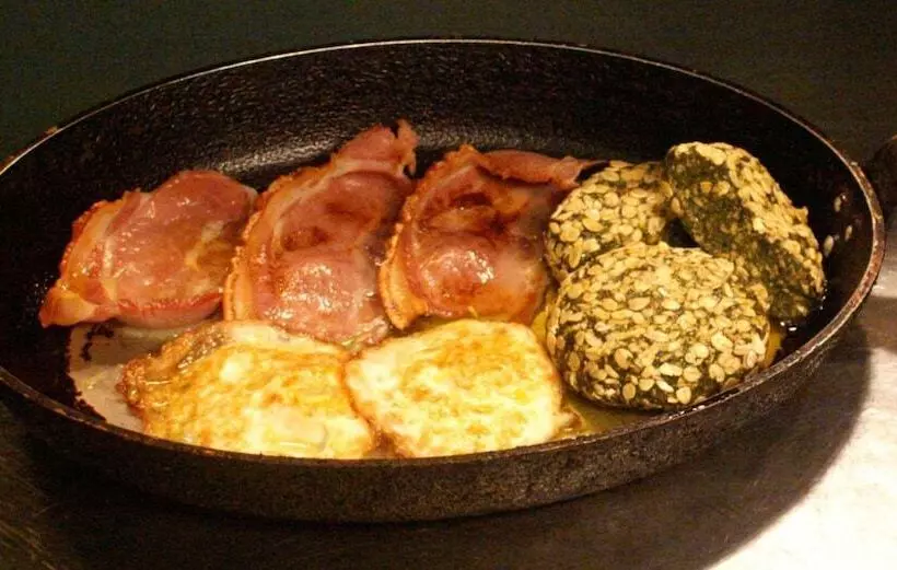 Отель Brooklodge & Macreddin Village