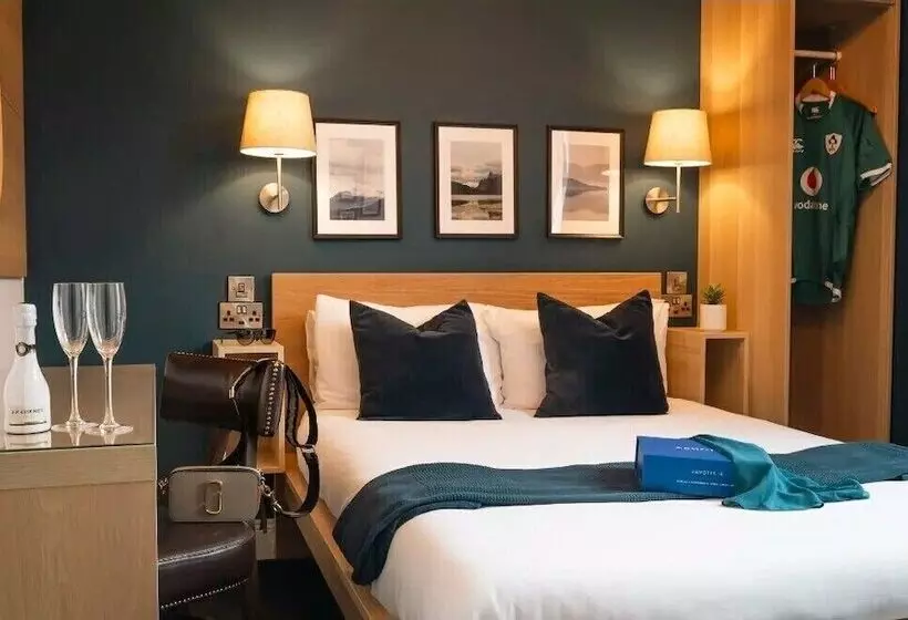 酒店 Celtic Lodge Guesthouse   Restaurant & Bar