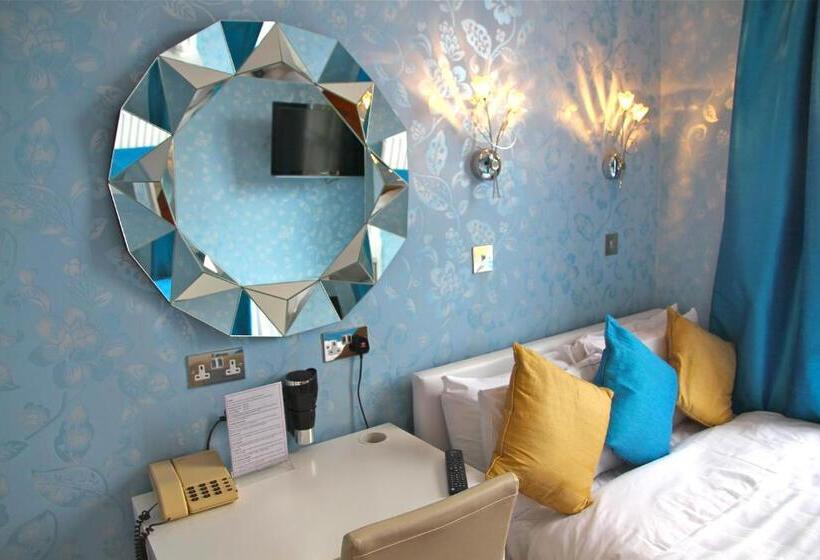 Hotel Crompton Guest House