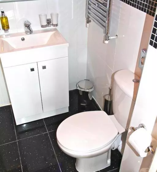 Szálloda Crompton Guest House